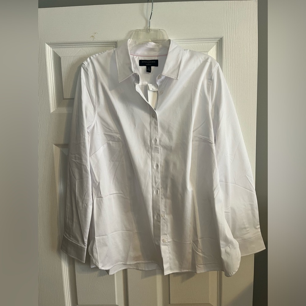 Ladies Women’s White Button Down